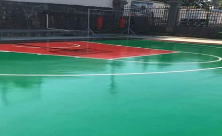 聊城篮球场翻新地面